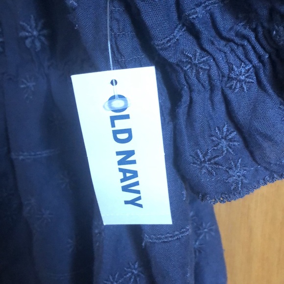 Fit & Flare Off the Shoulder Shirt - Picture 3 of 5